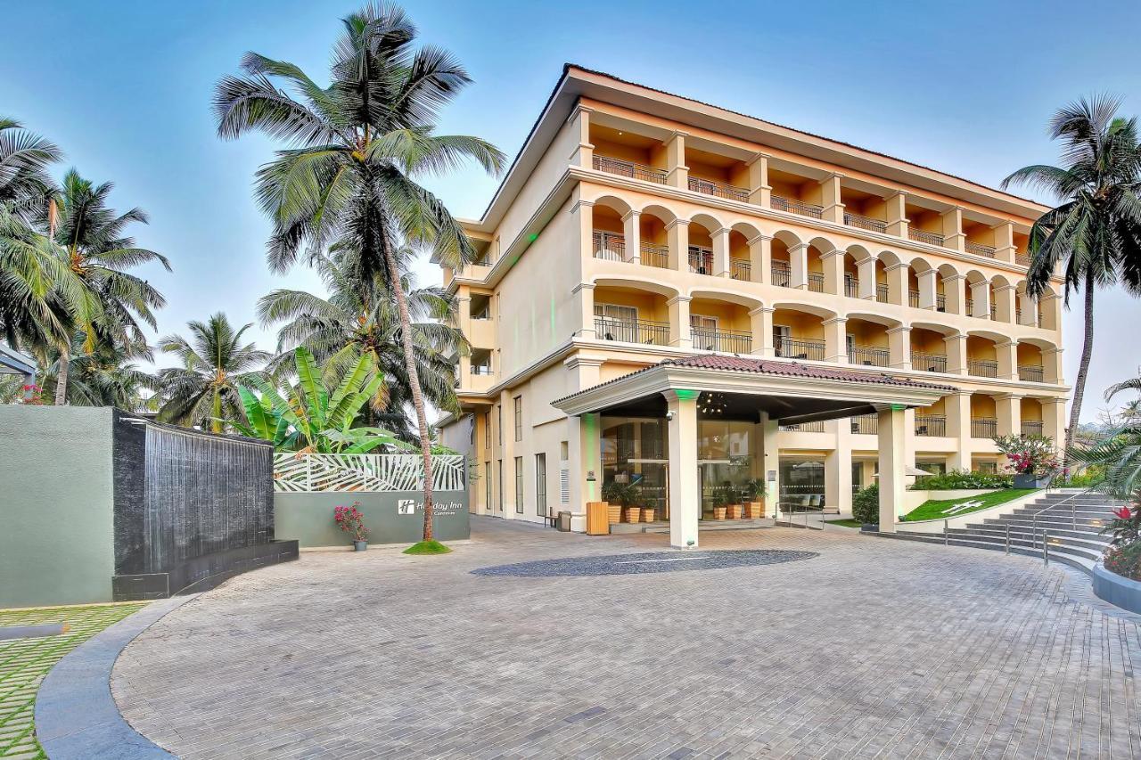 Holiday Inn Goa Candolim Esterno foto