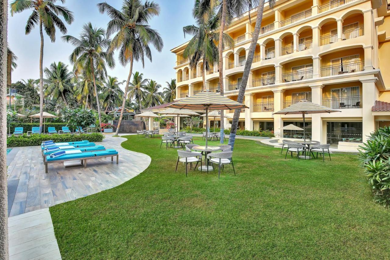 Holiday Inn Goa Candolim Esterno foto