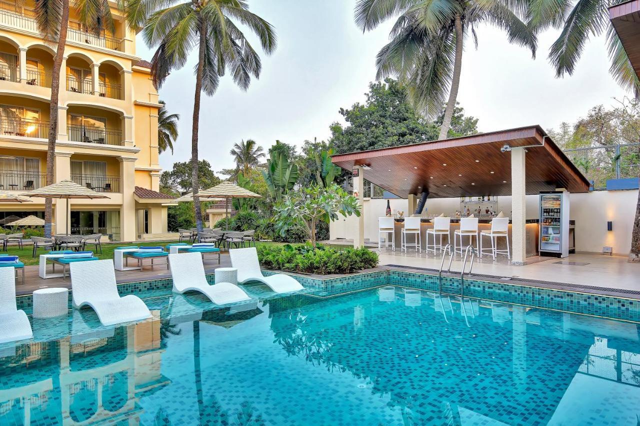 Holiday Inn Goa Candolim Esterno foto